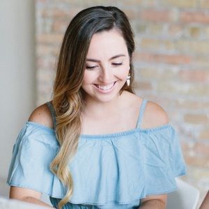 Meet your Posher, Kelly